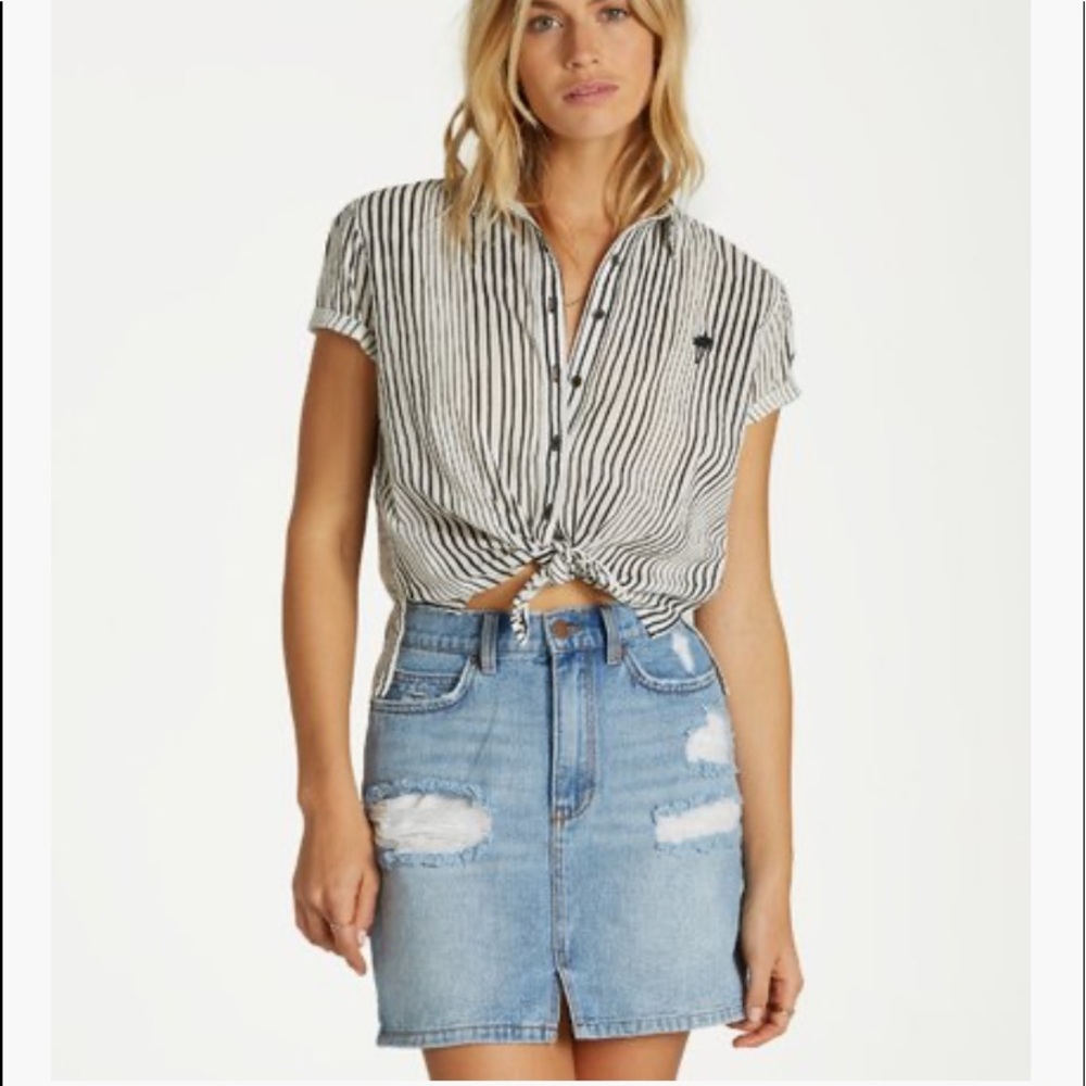 🔥SALE $10🔥 Billabong 🆕NWT Hawaiian Daze Top